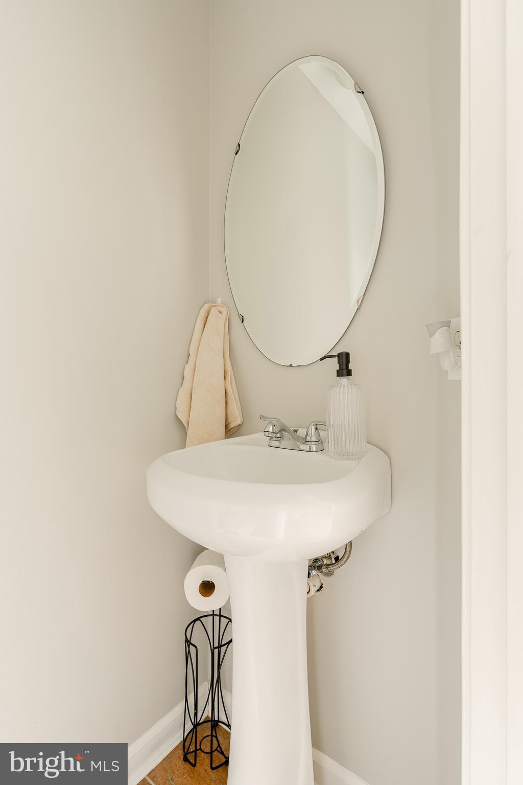 CHAMBERS HILL - Residential