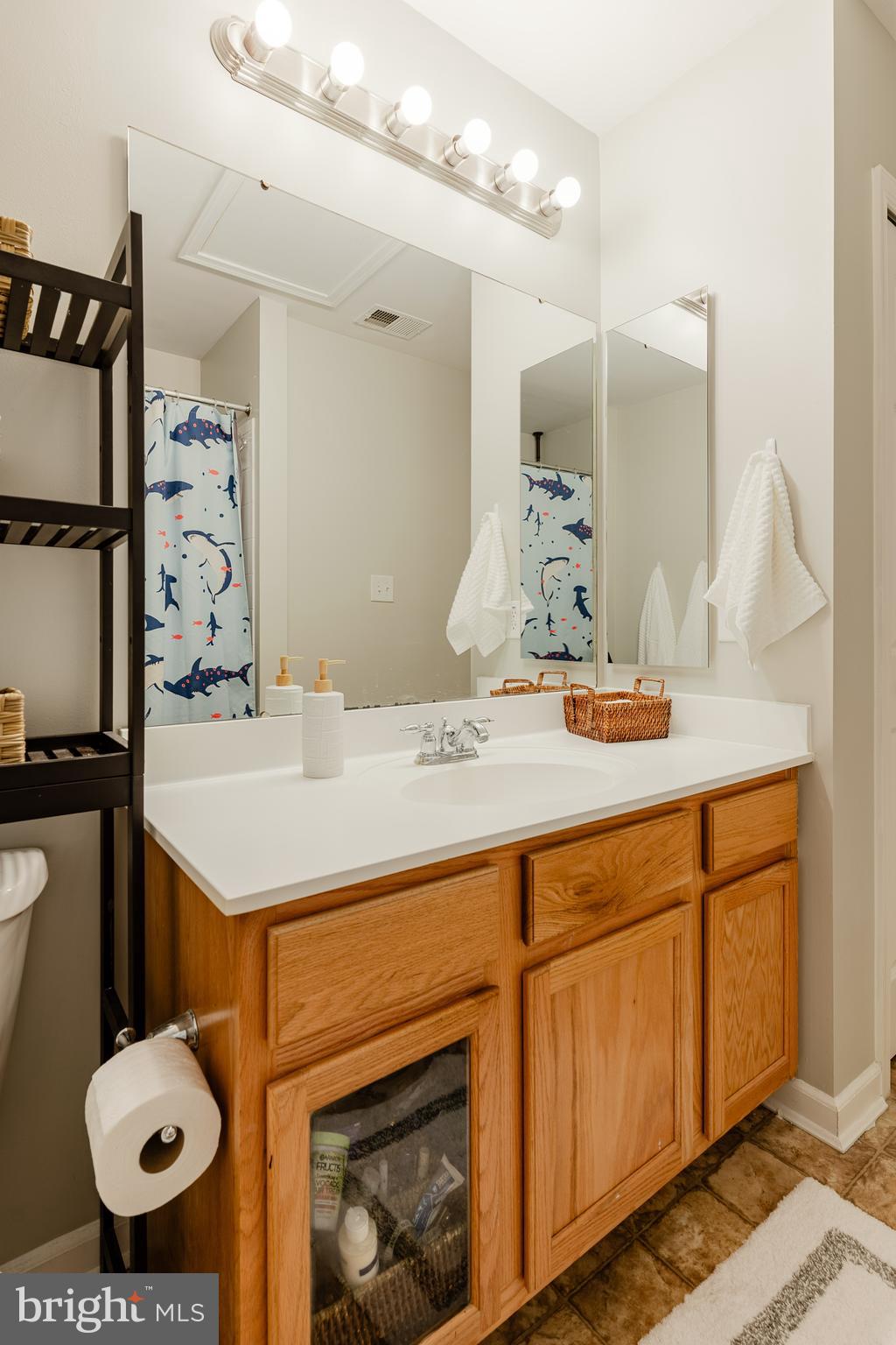 CHAMBERS HILL - Residential