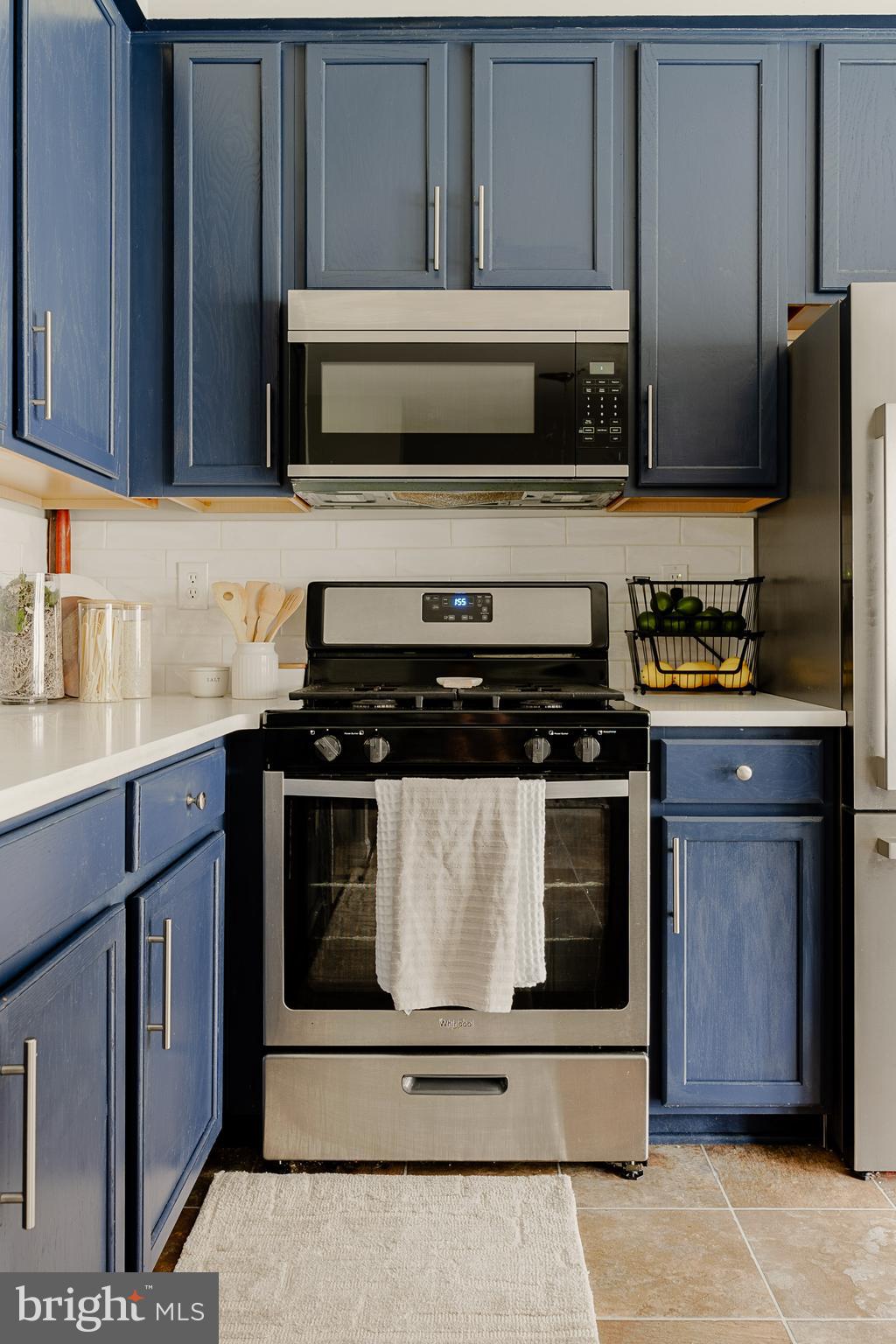 CHAMBERS HILL - Residential