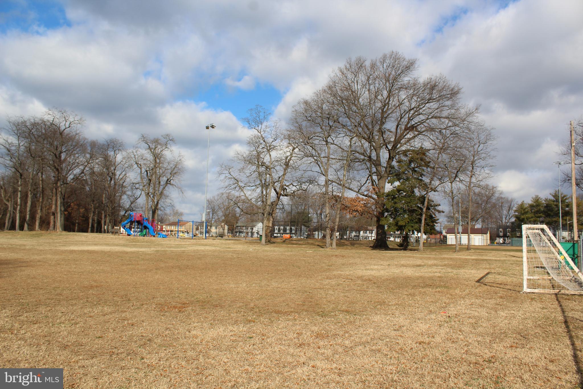 ROCK CREEK ESTATES - Residential