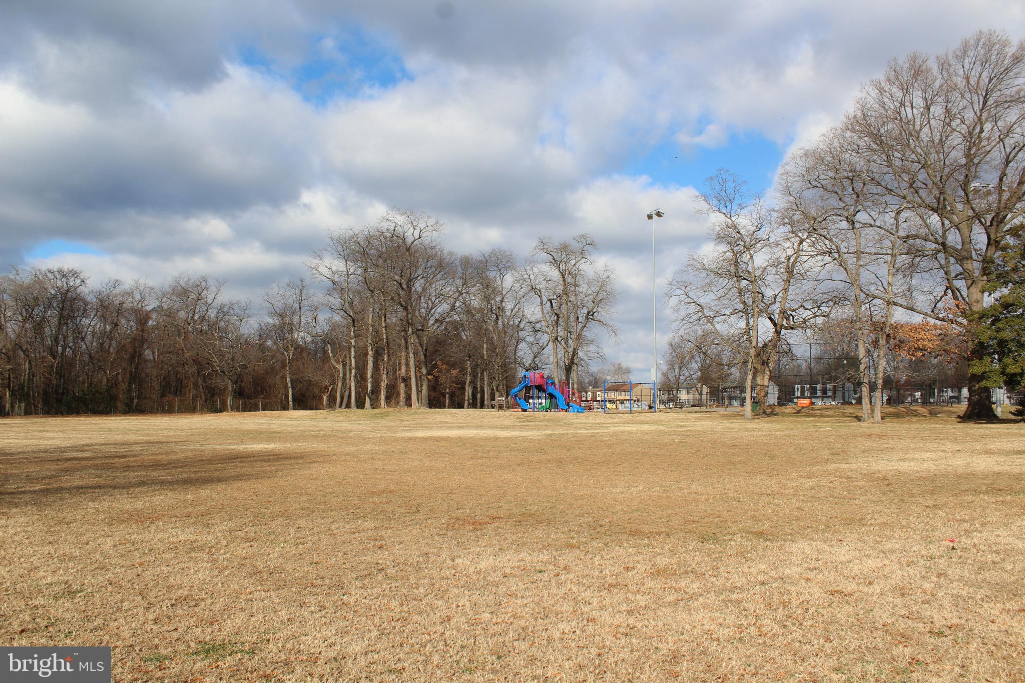 ROCK CREEK ESTATES - Residential
