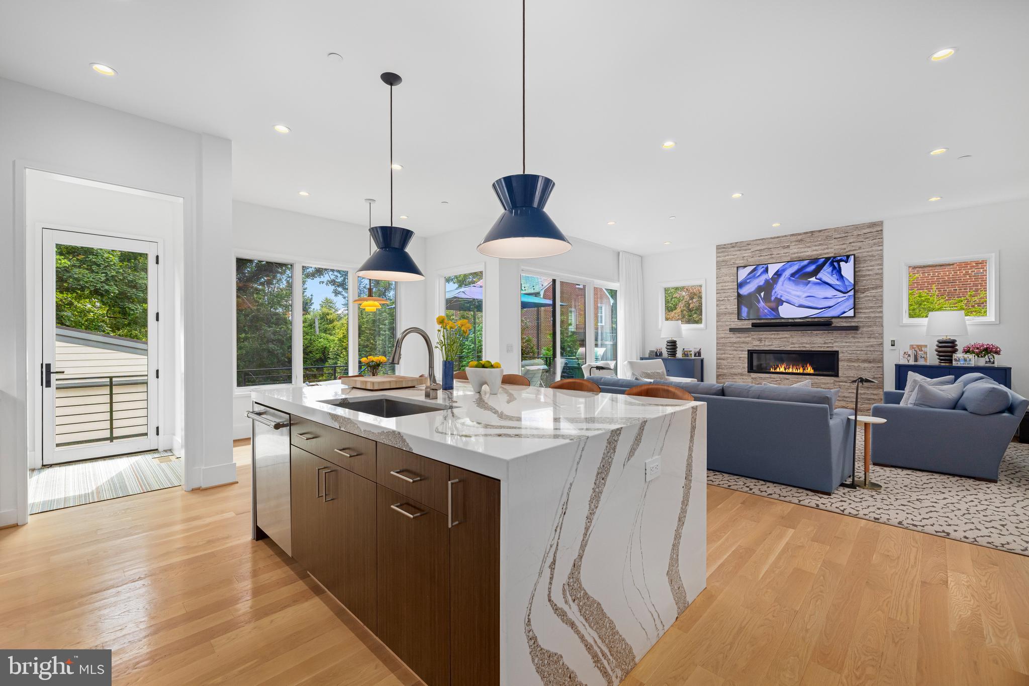 PALISADES - Residential