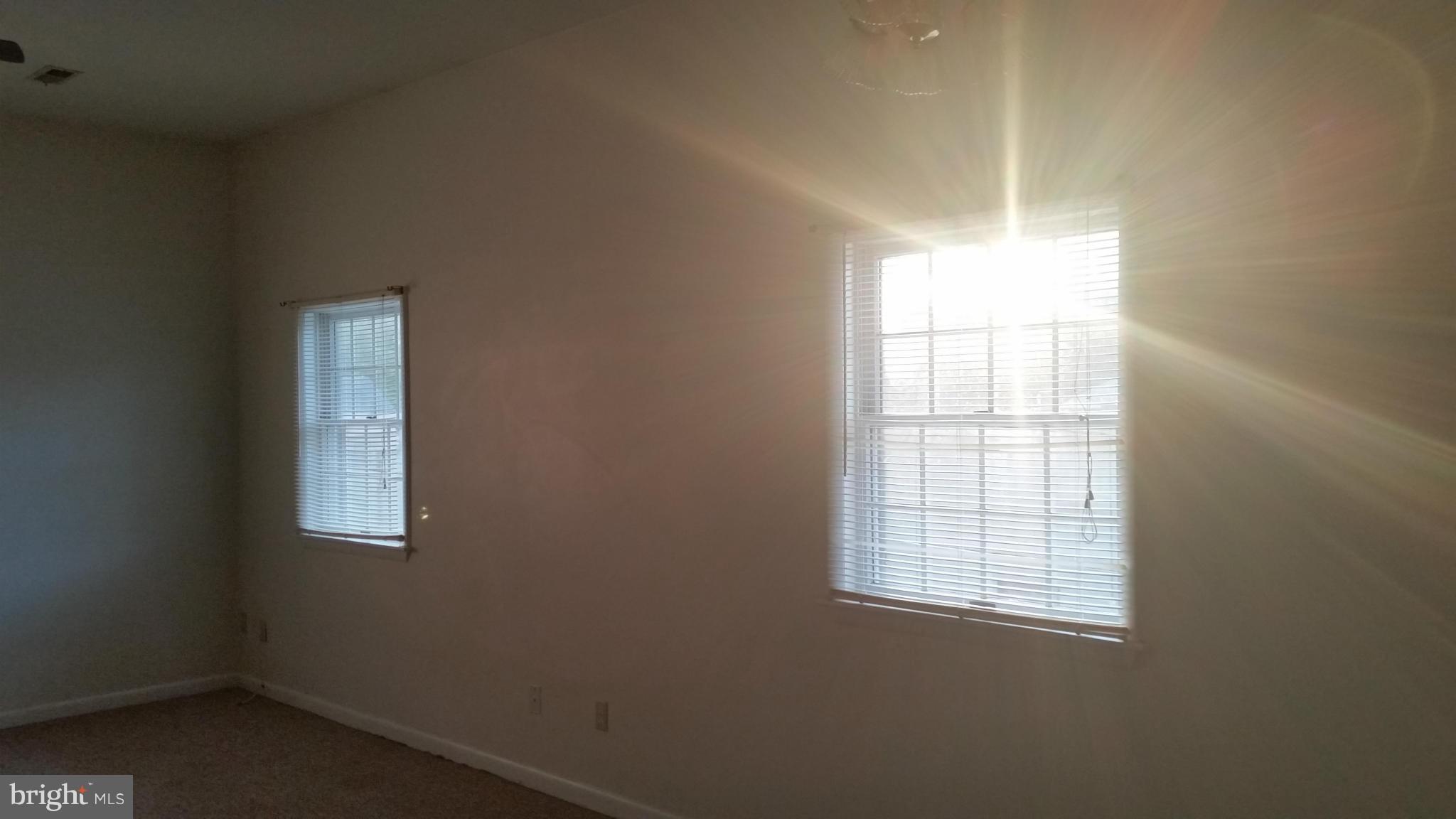 ABERDEEN HILLS - Residential Lease