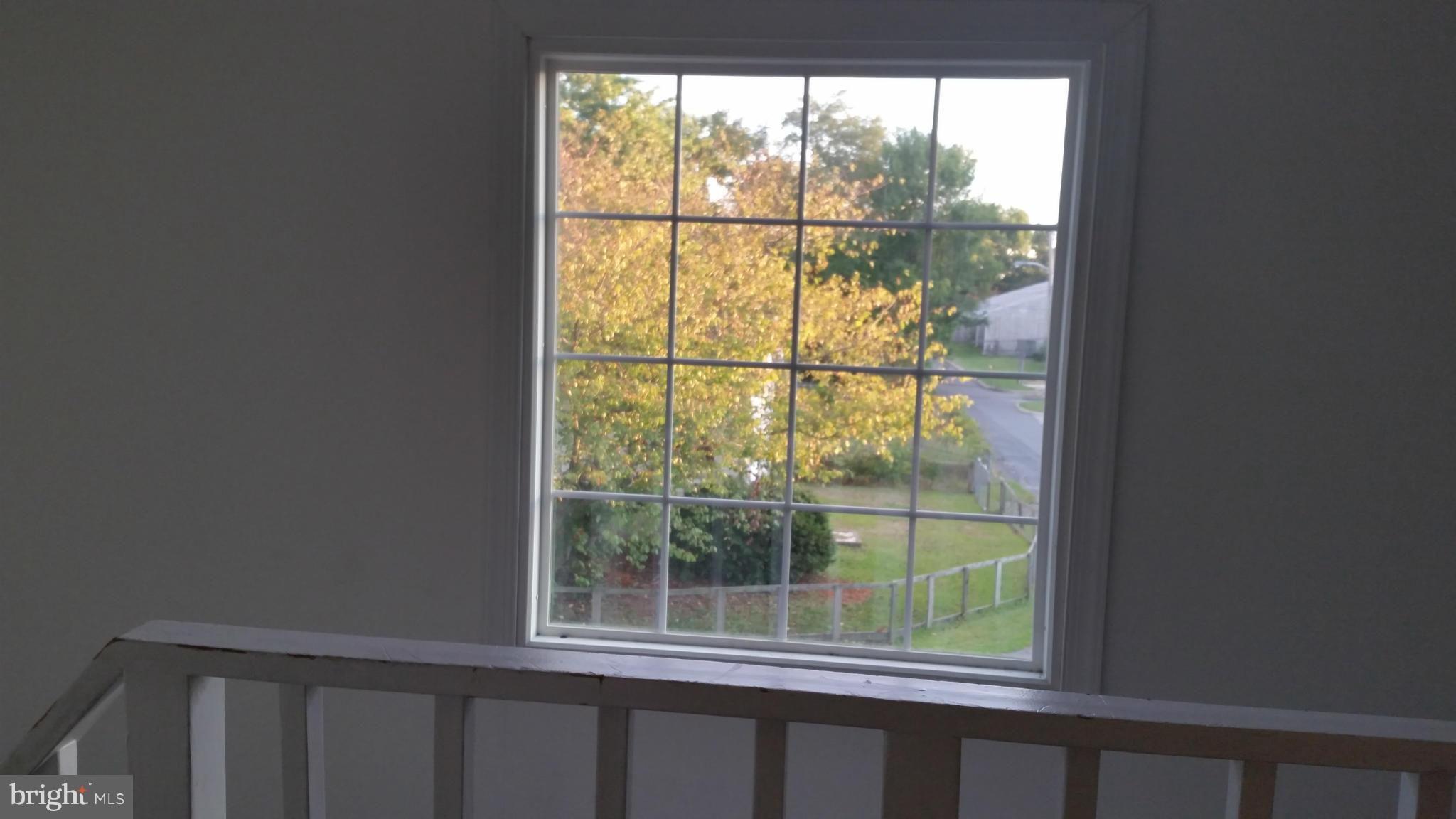 ABERDEEN HILLS - Residential Lease