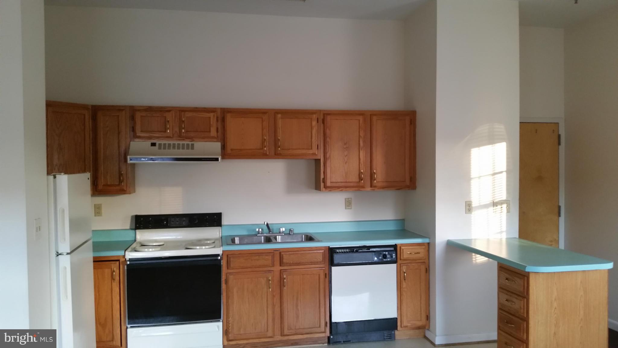 ABERDEEN HILLS - Residential Lease