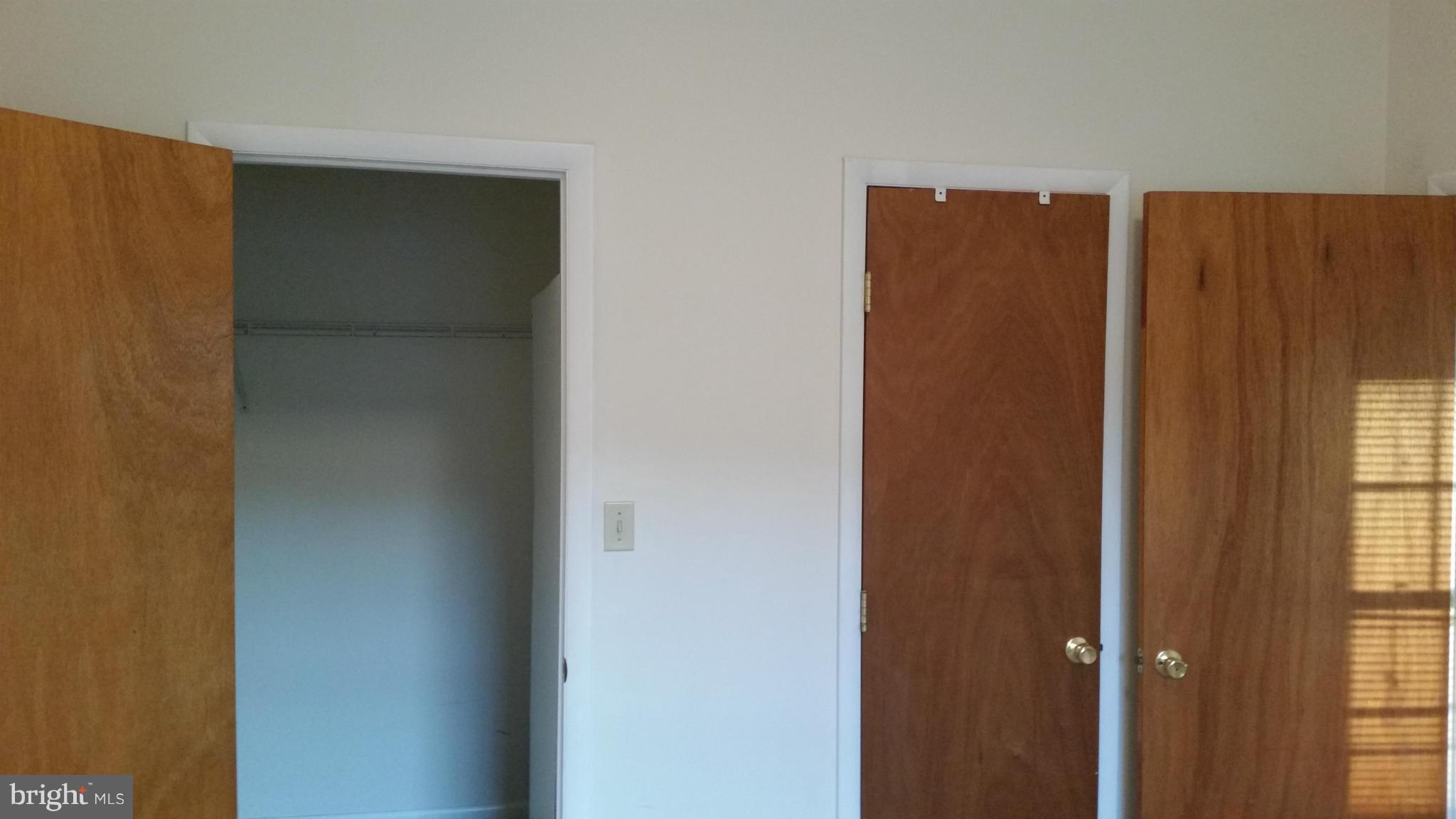 ABERDEEN HILLS - Residential Lease