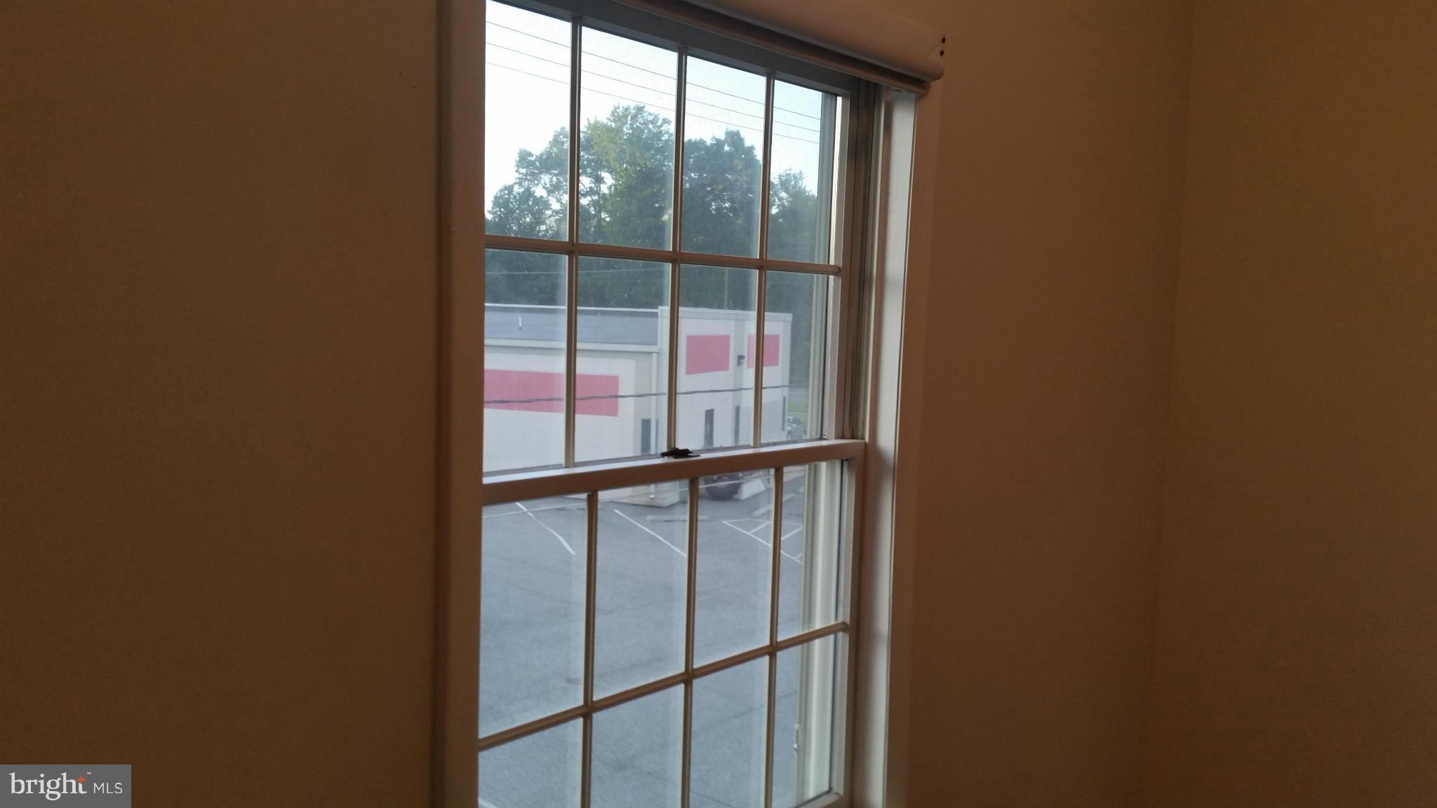 ABERDEEN HILLS - Residential Lease