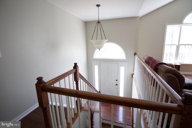 ROLLING HILLS - Residential