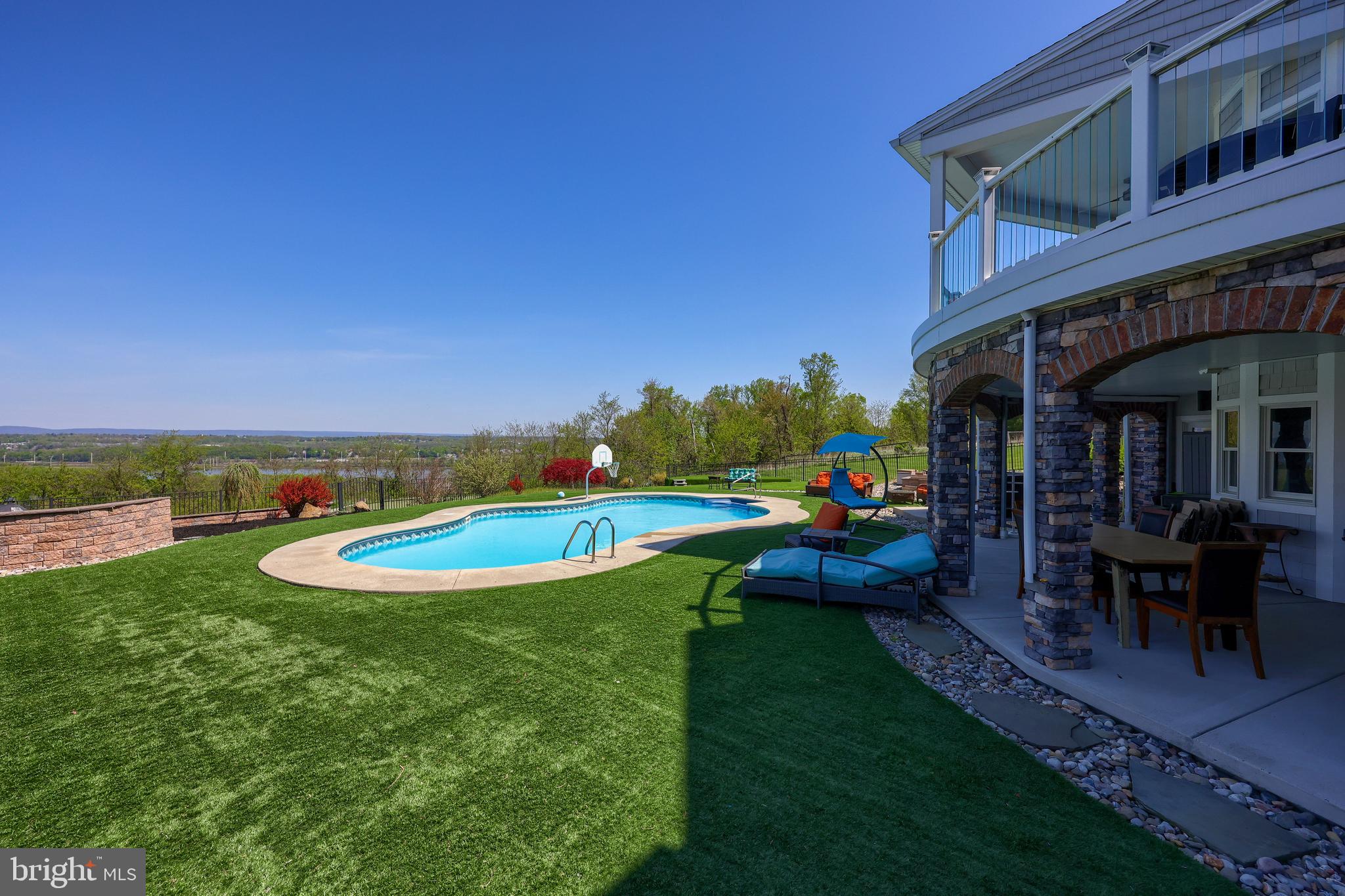 FAIRVIEW TWP - Residential