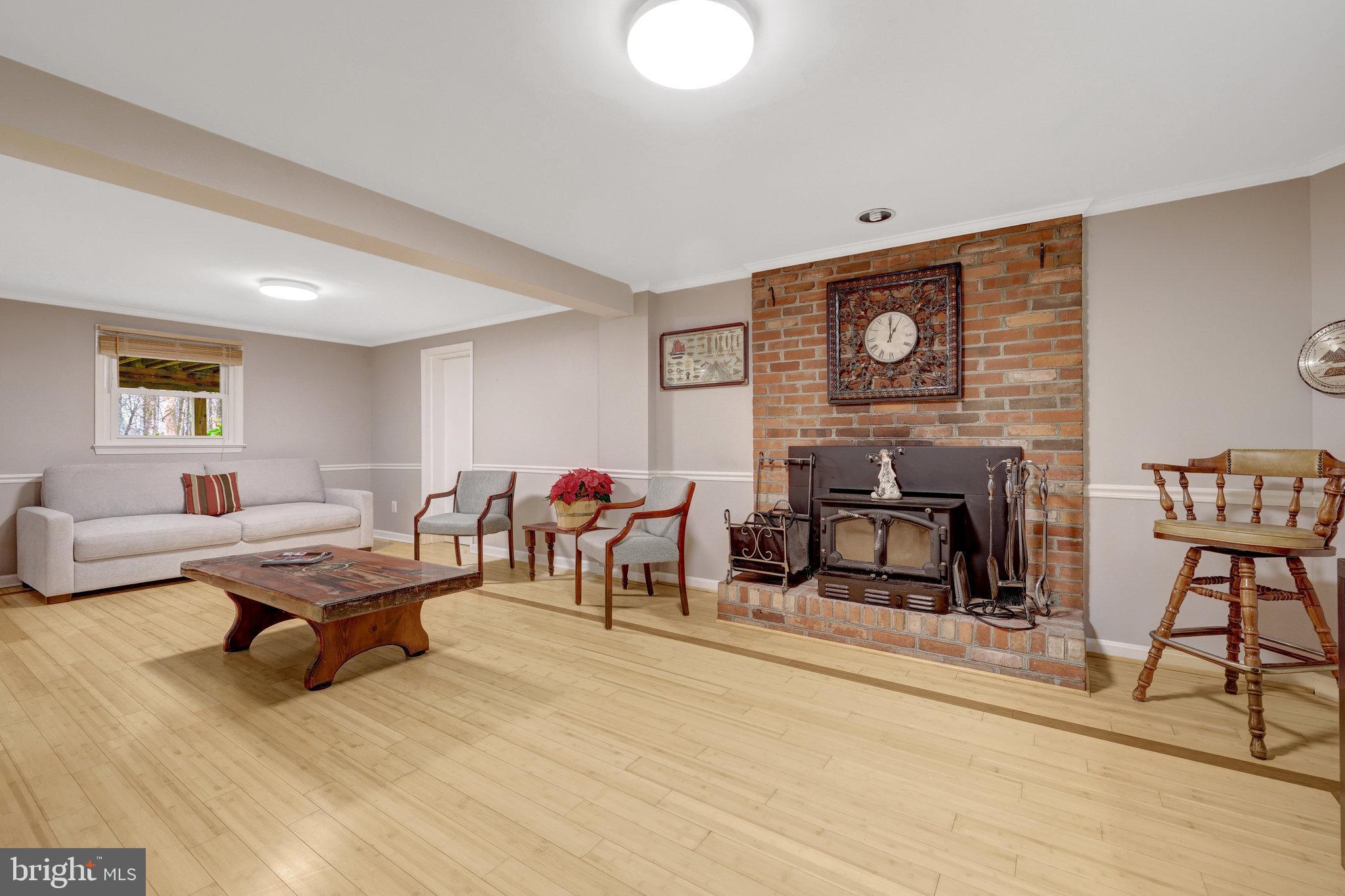 CRYSTAL SPRINGS - Residential