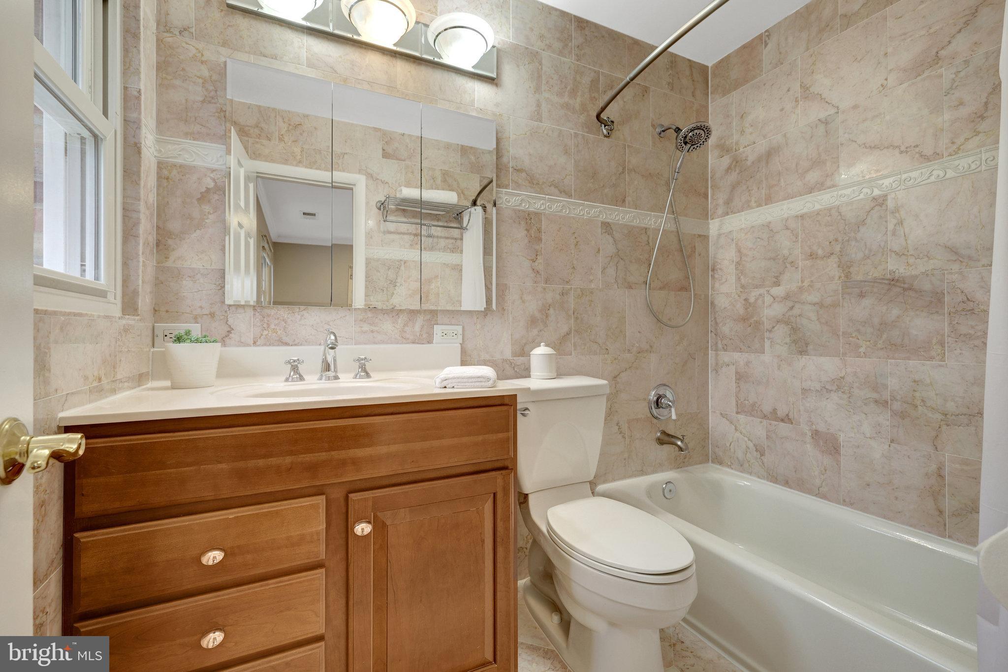 CRYSTAL SPRINGS - Residential