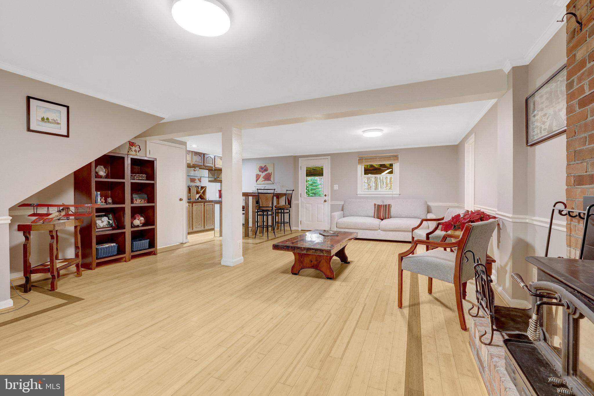 CRYSTAL SPRINGS - Residential