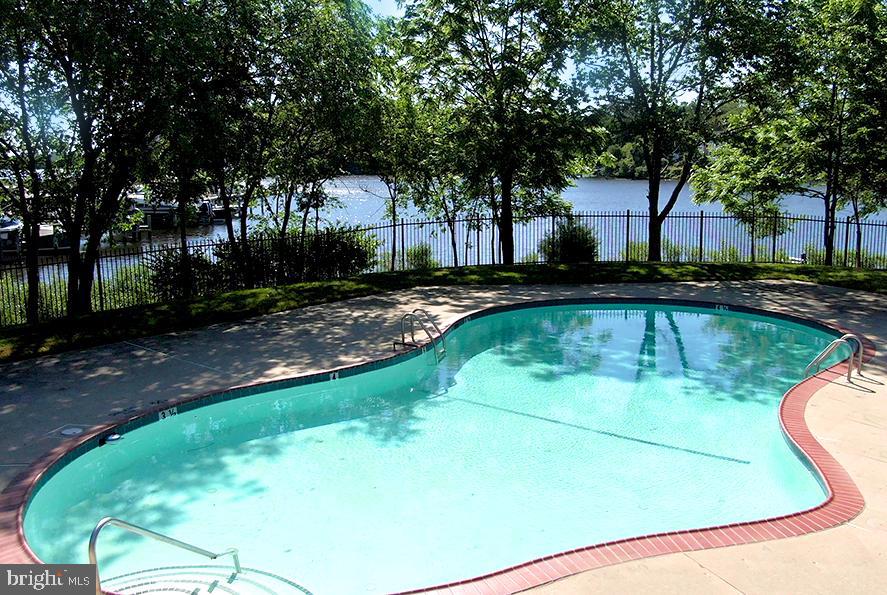 SOUTH RIVER LANDING - Residential