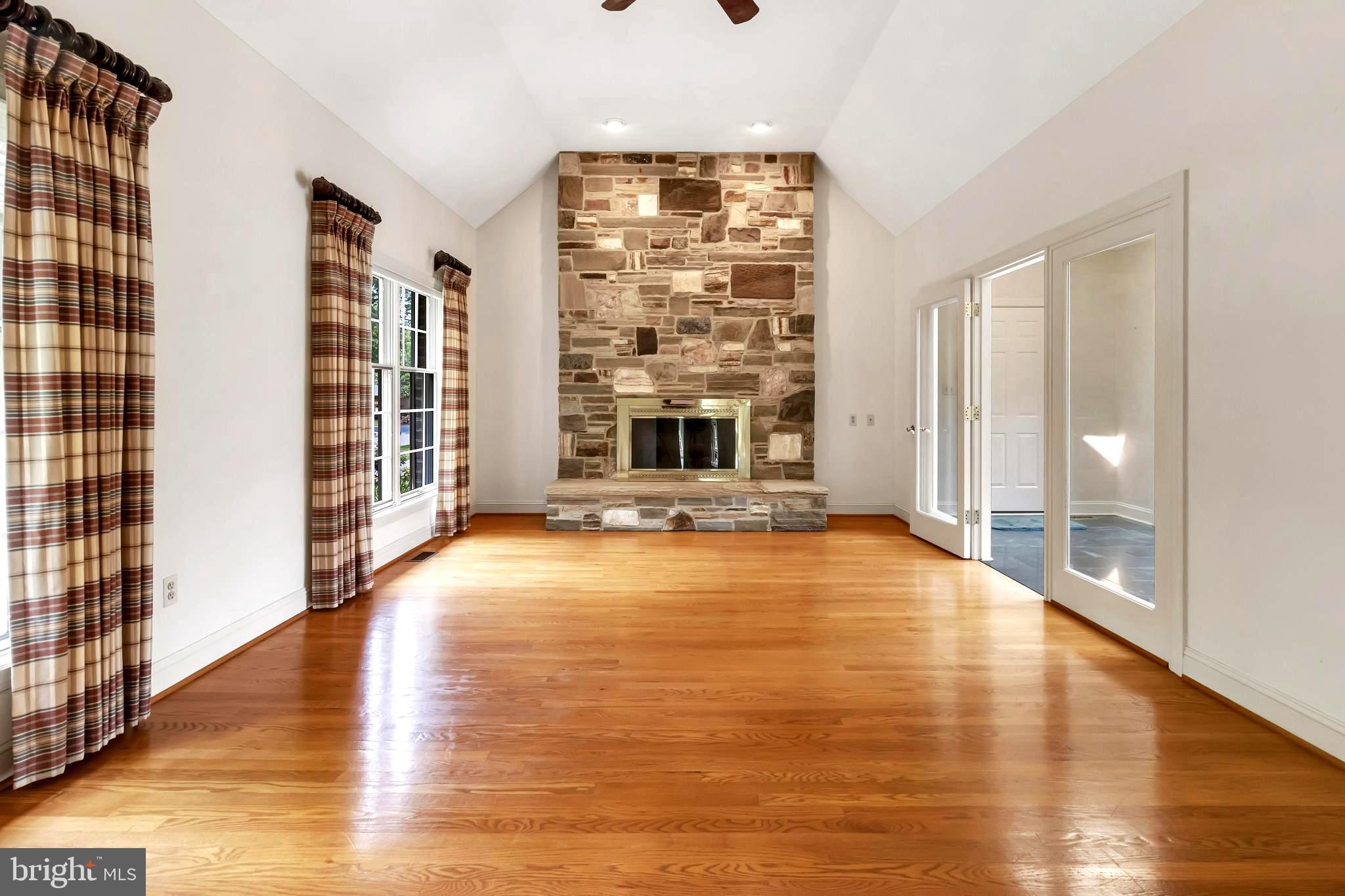 SOUTH RIVER LANDING - Residential