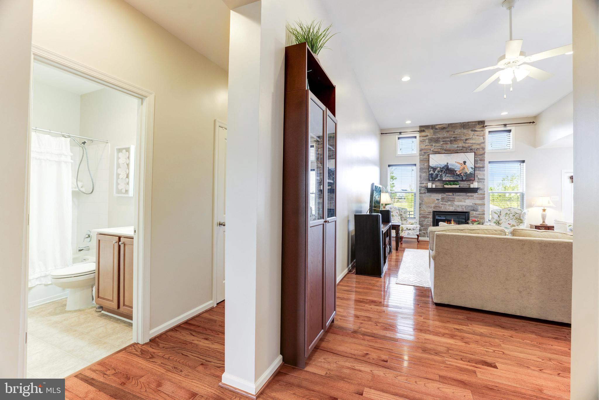 DUTCHMANS CREEK HAMLET - Residential