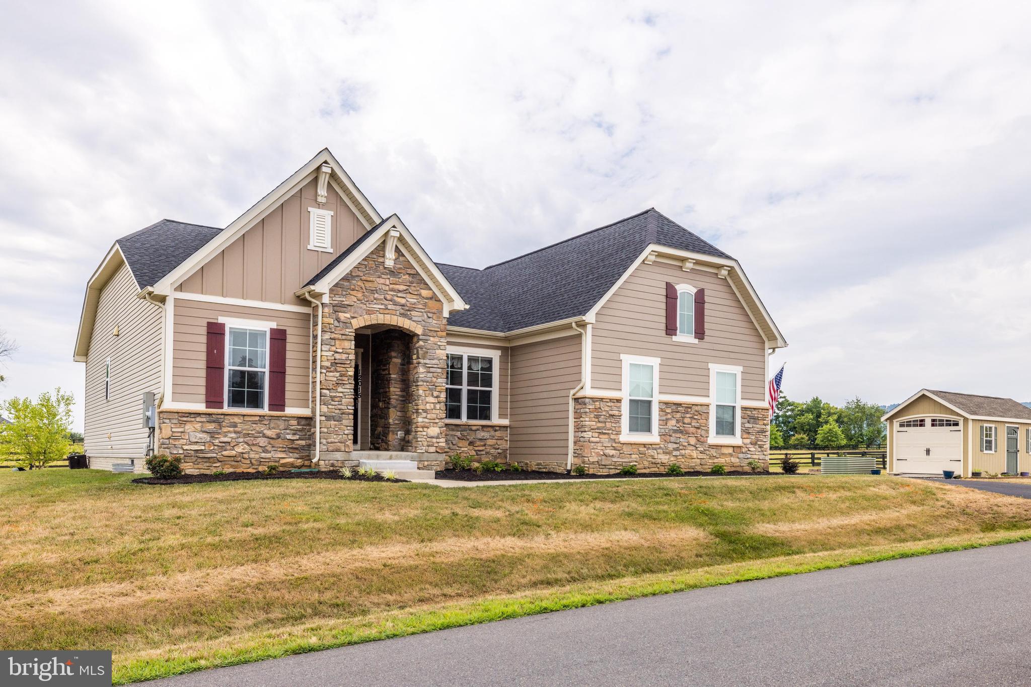 DUTCHMANS CREEK HAMLET - Residential