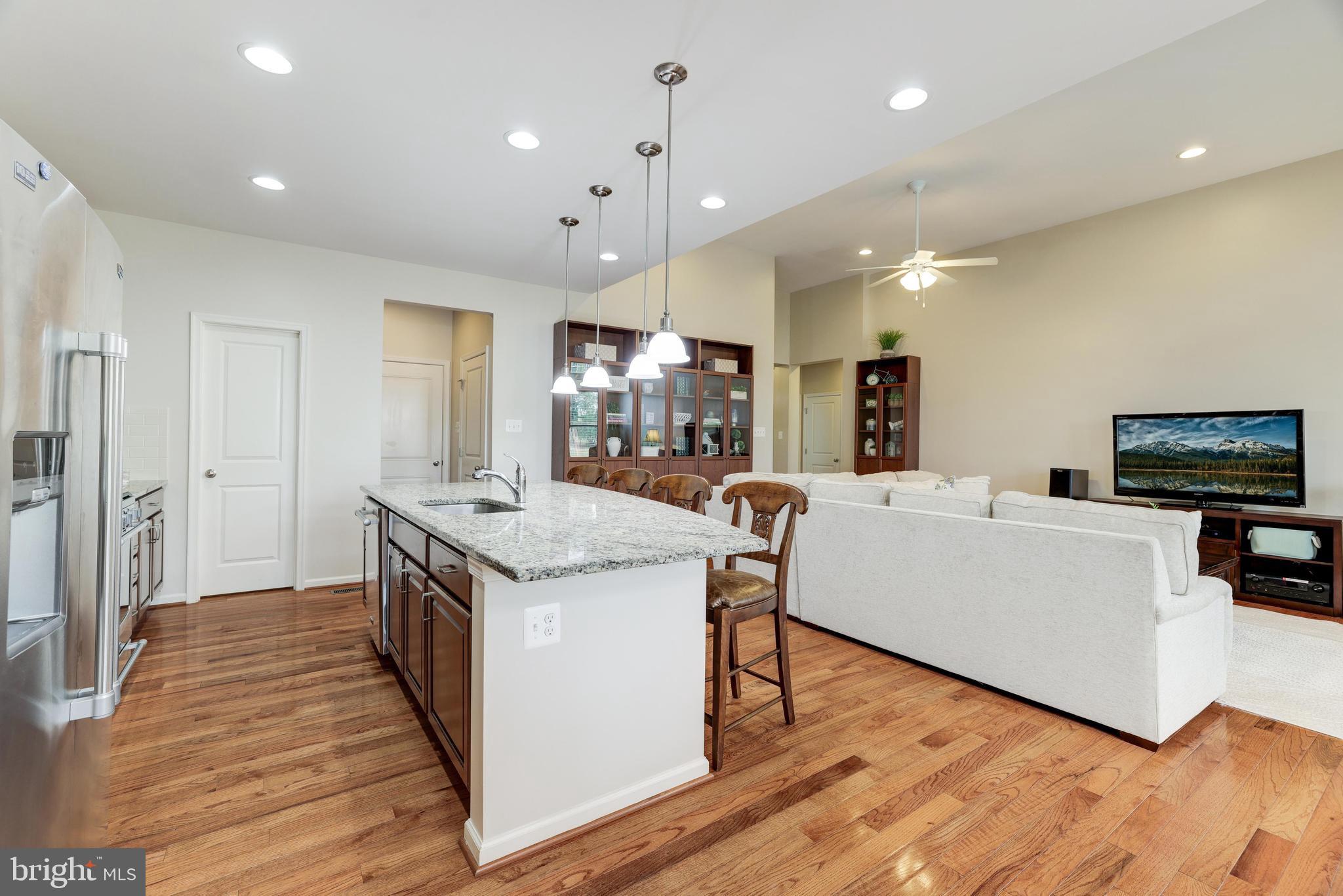 DUTCHMANS CREEK HAMLET - Residential