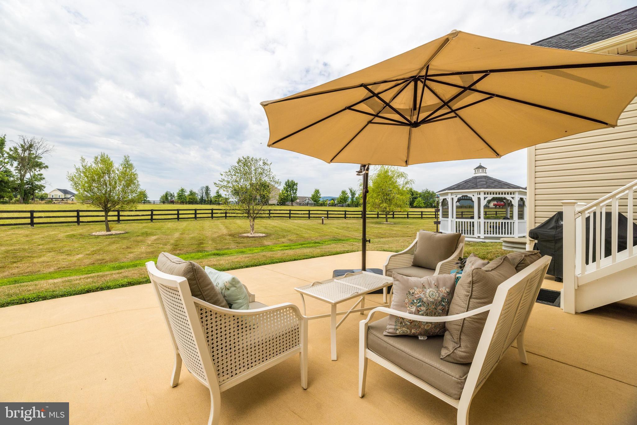 DUTCHMANS CREEK HAMLET - Residential