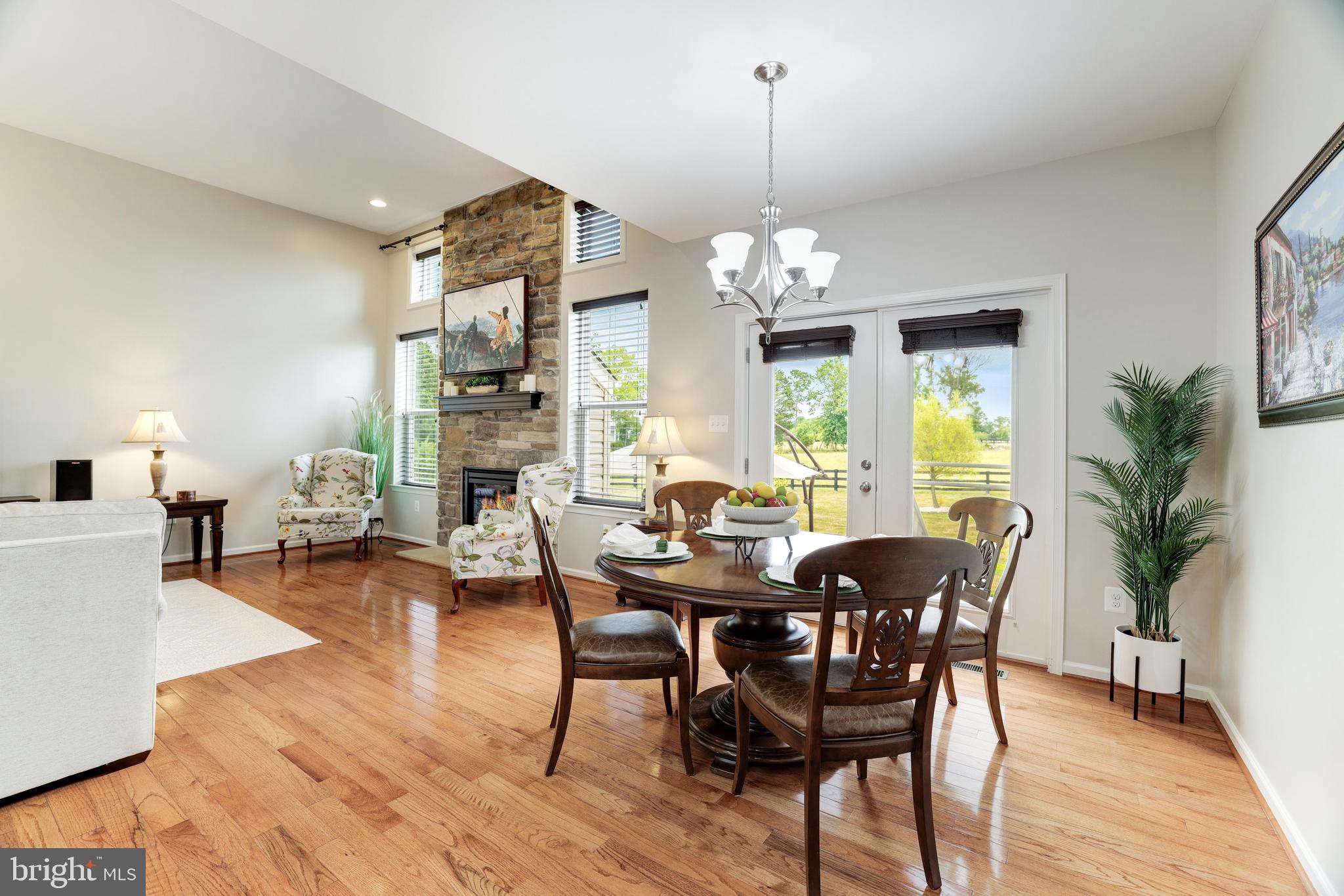 DUTCHMANS CREEK HAMLET - Residential