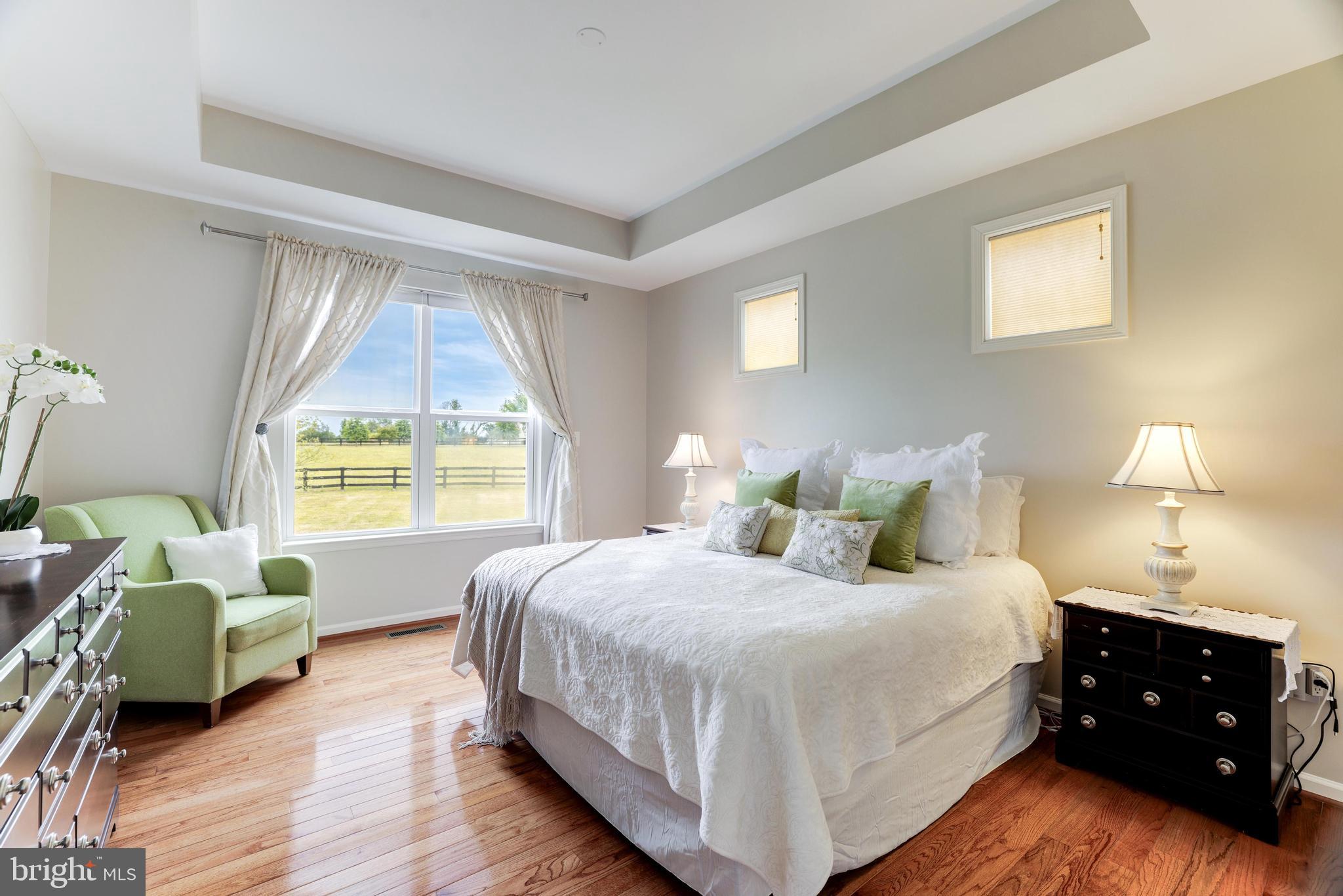 DUTCHMANS CREEK HAMLET - Residential