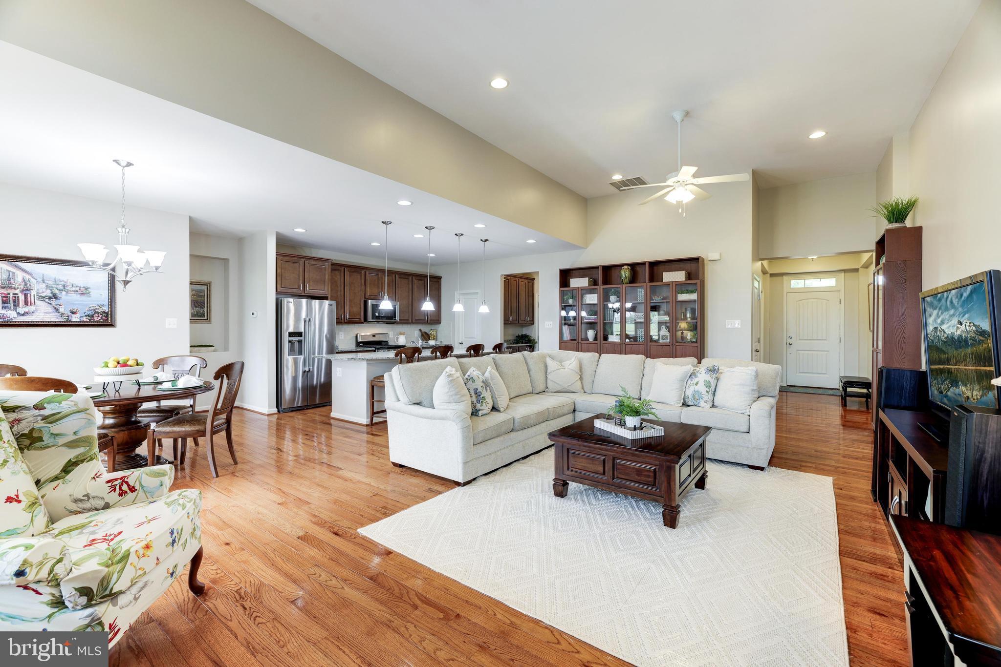 DUTCHMANS CREEK HAMLET - Residential