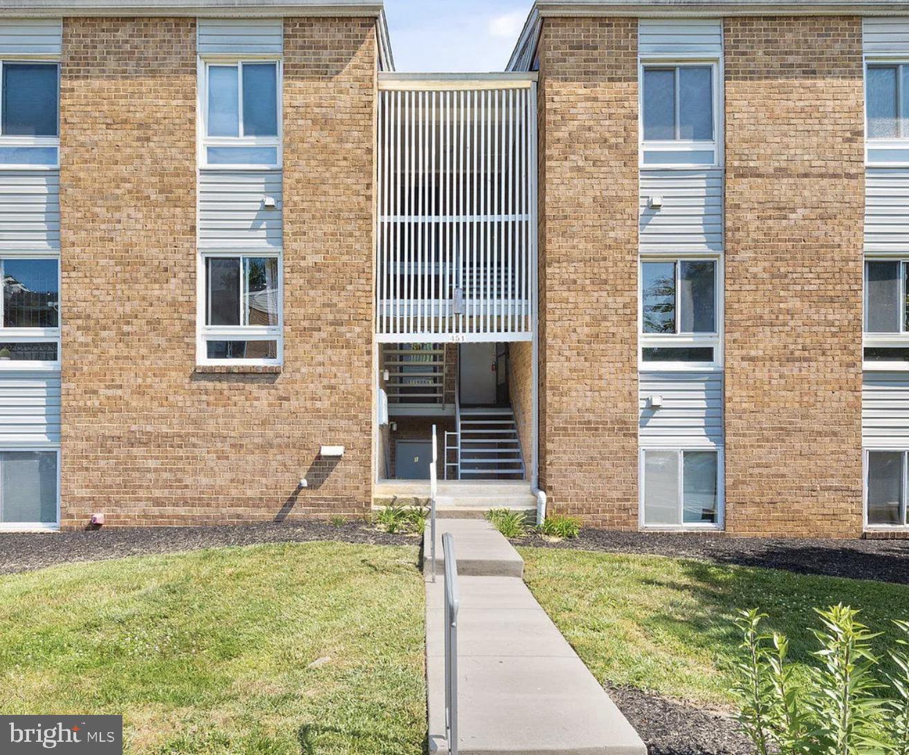 451 MOORES MILL ROAD 4