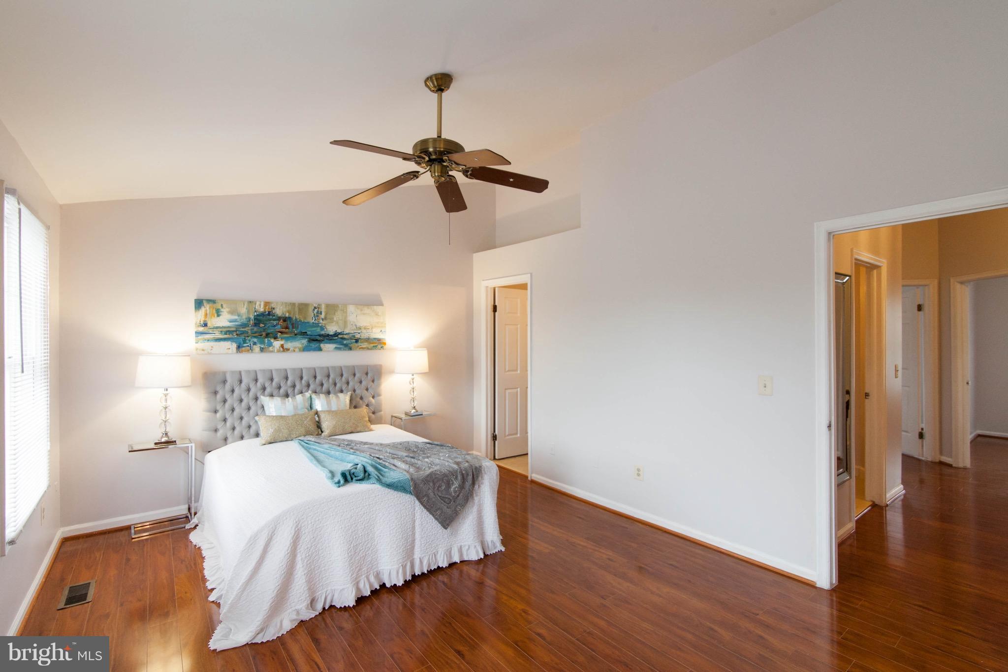 CENTRE RIDGE - Residential