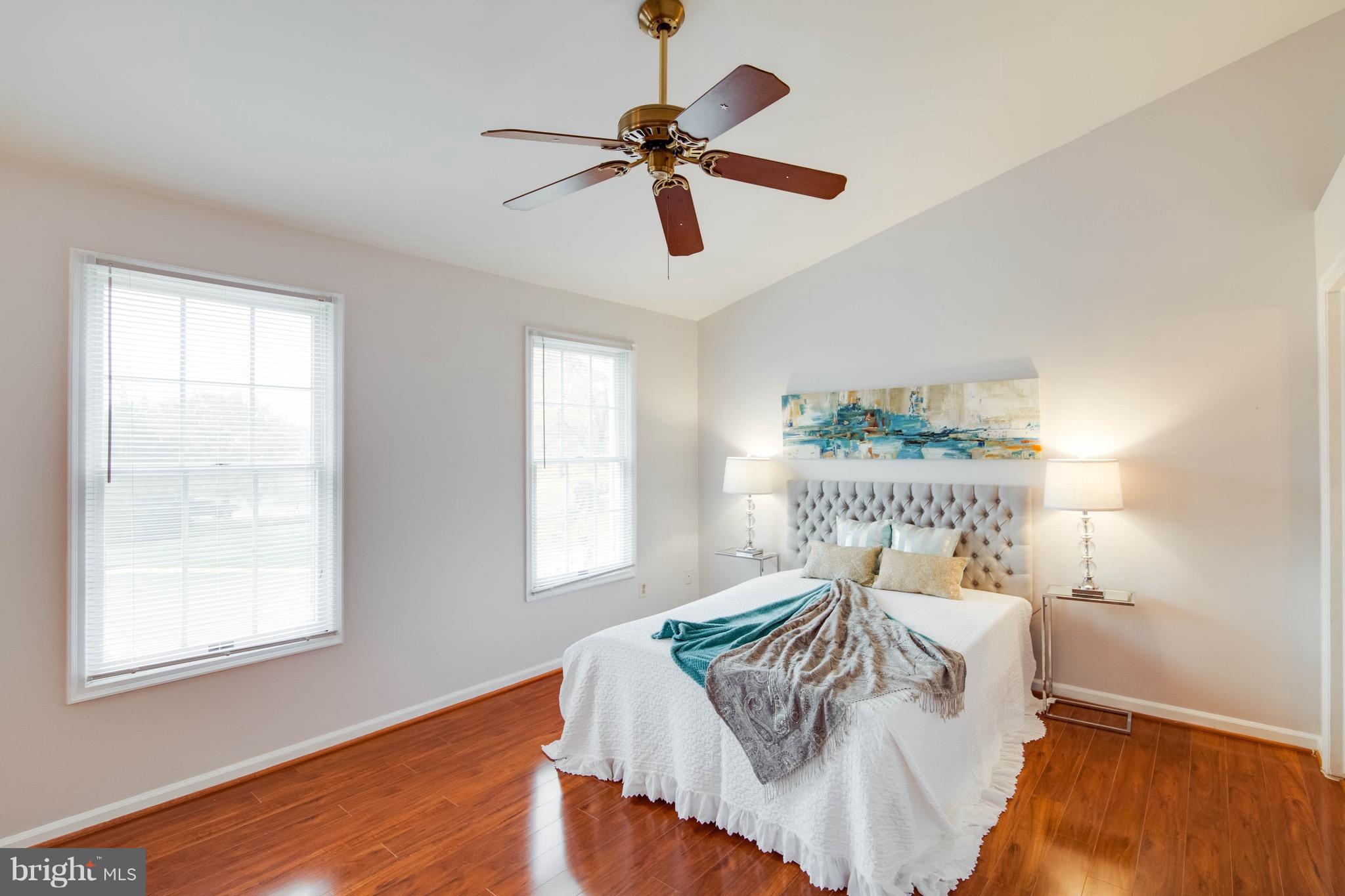 CENTRE RIDGE - Residential