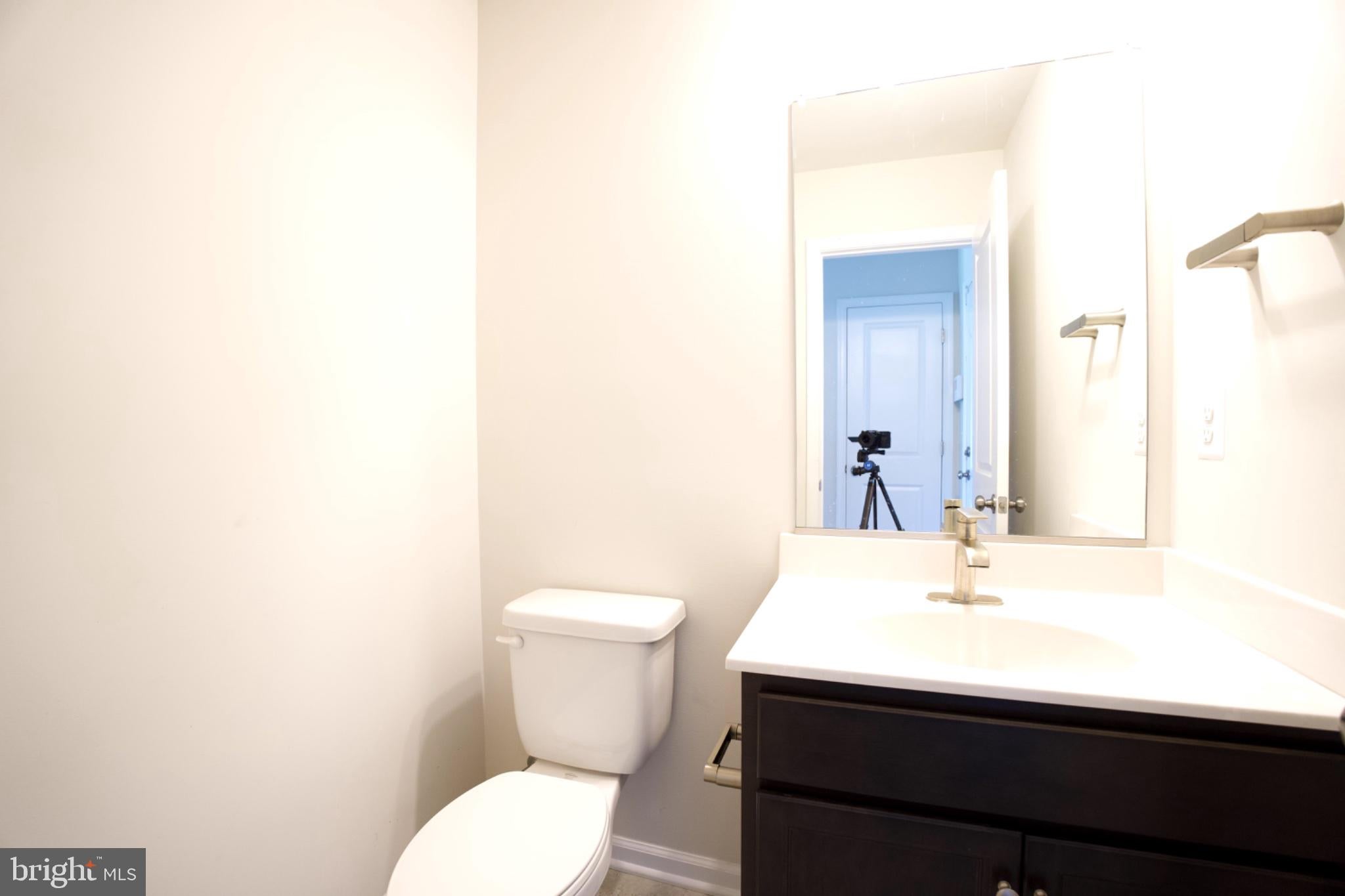 4115 BOLTON COURT