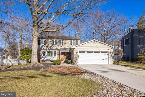 1025 Heartwood Drive, Cherry Hill, NJ MLS: NJCD2086130