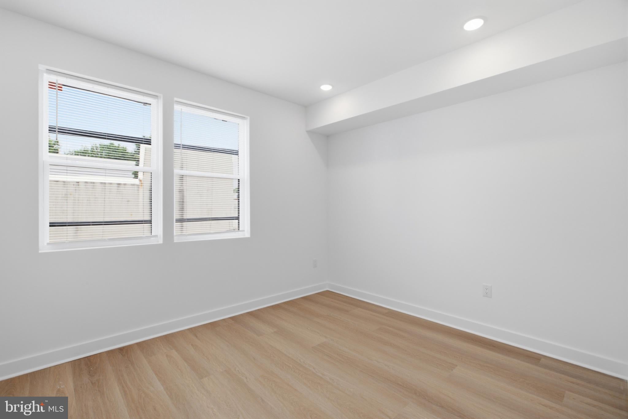 2253 N 12TH STREET 2