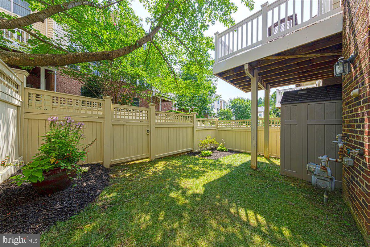 STOCKWELL MANOR - Residential