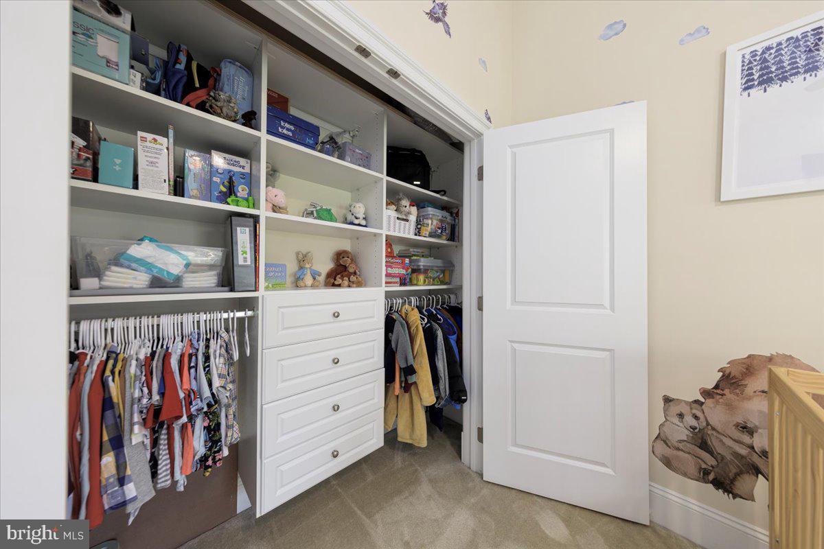 STOCKWELL MANOR - Residential