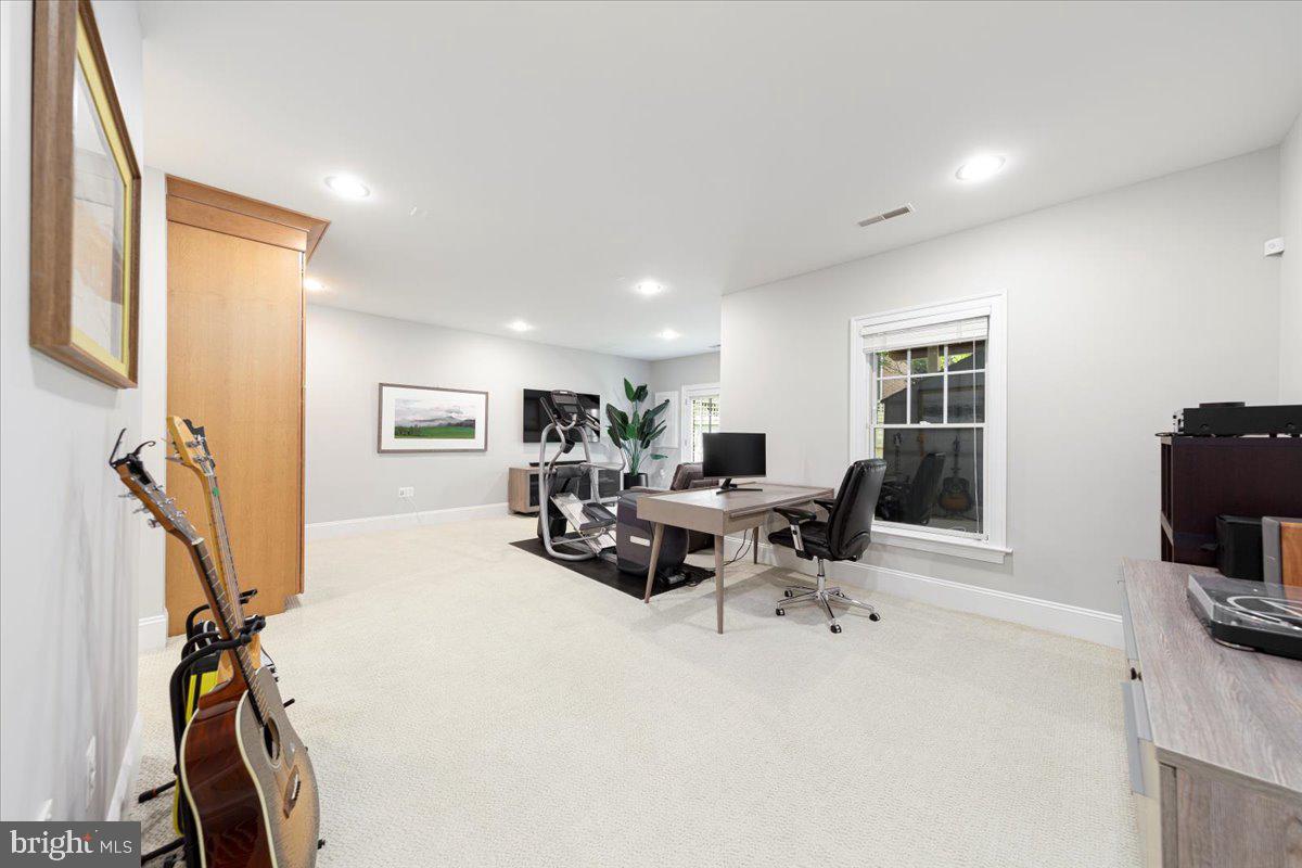 STOCKWELL MANOR - Residential