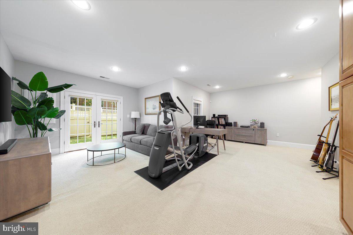 STOCKWELL MANOR - Residential