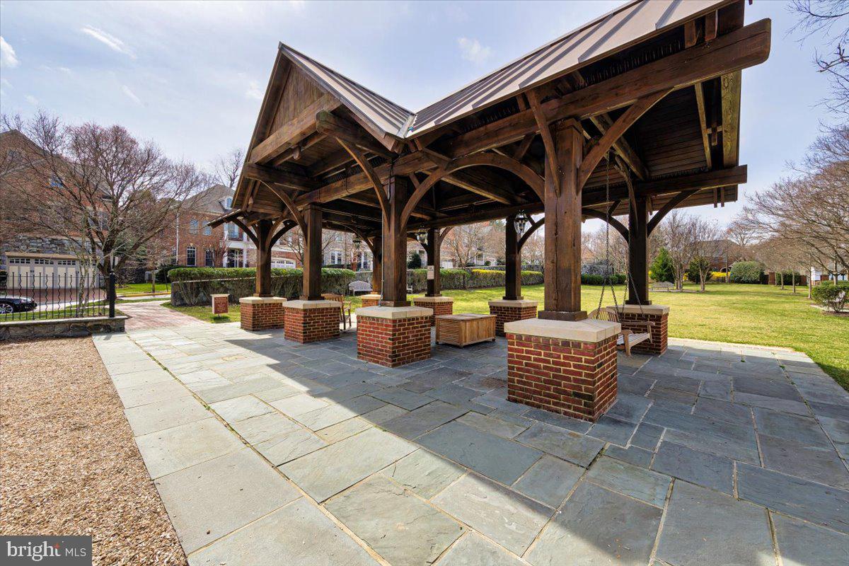 STOCKWELL MANOR - Residential