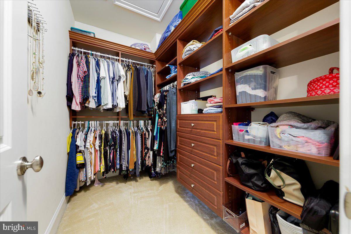 STOCKWELL MANOR - Residential