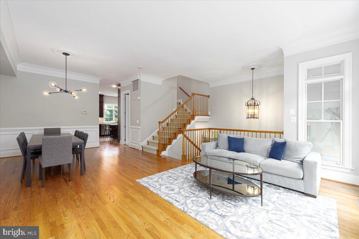 STOCKWELL MANOR - Residential