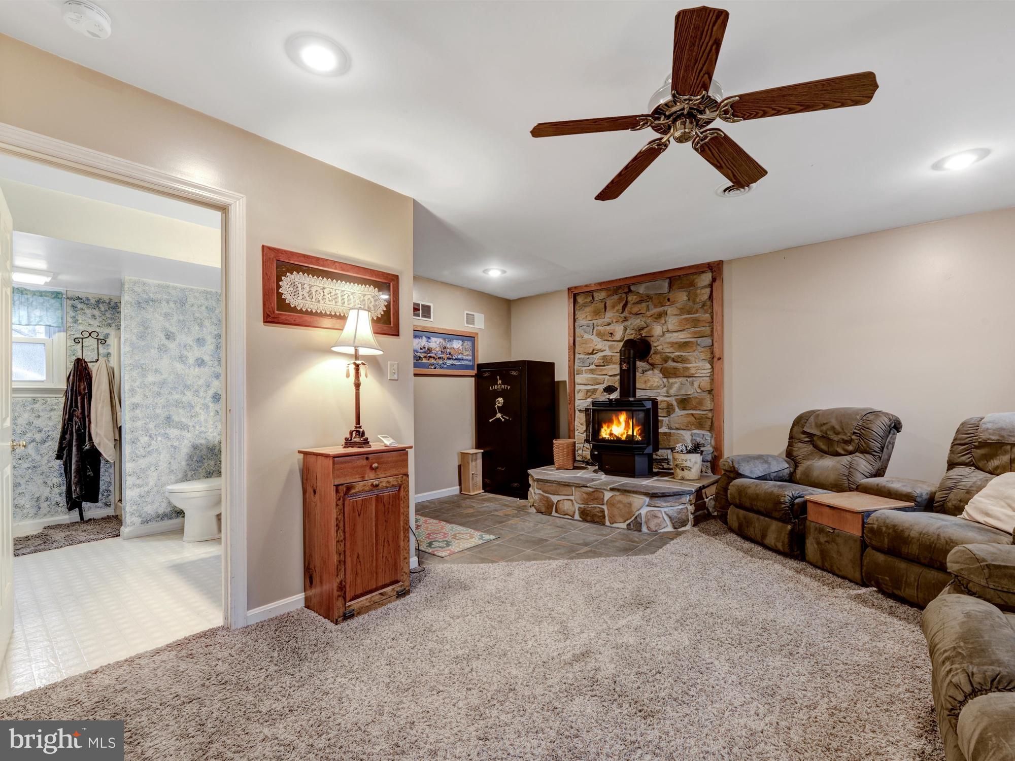 ELIZABETHTOWN - Residential