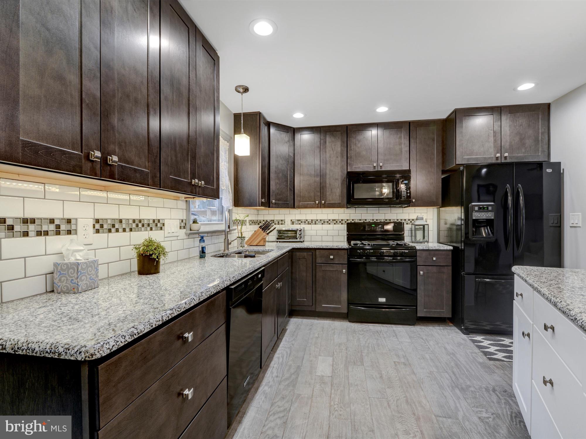 ELIZABETHTOWN - Residential