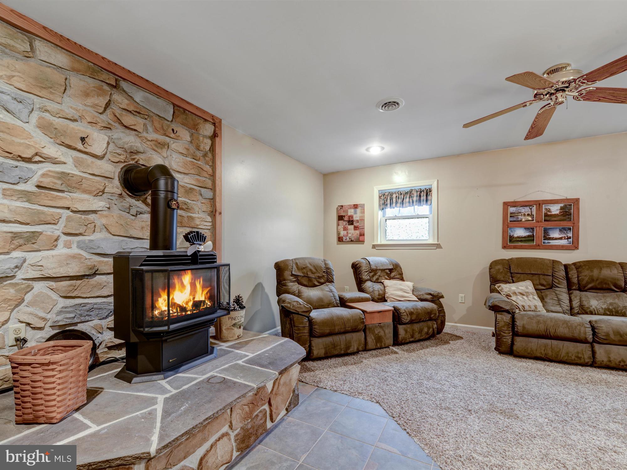 ELIZABETHTOWN - Residential