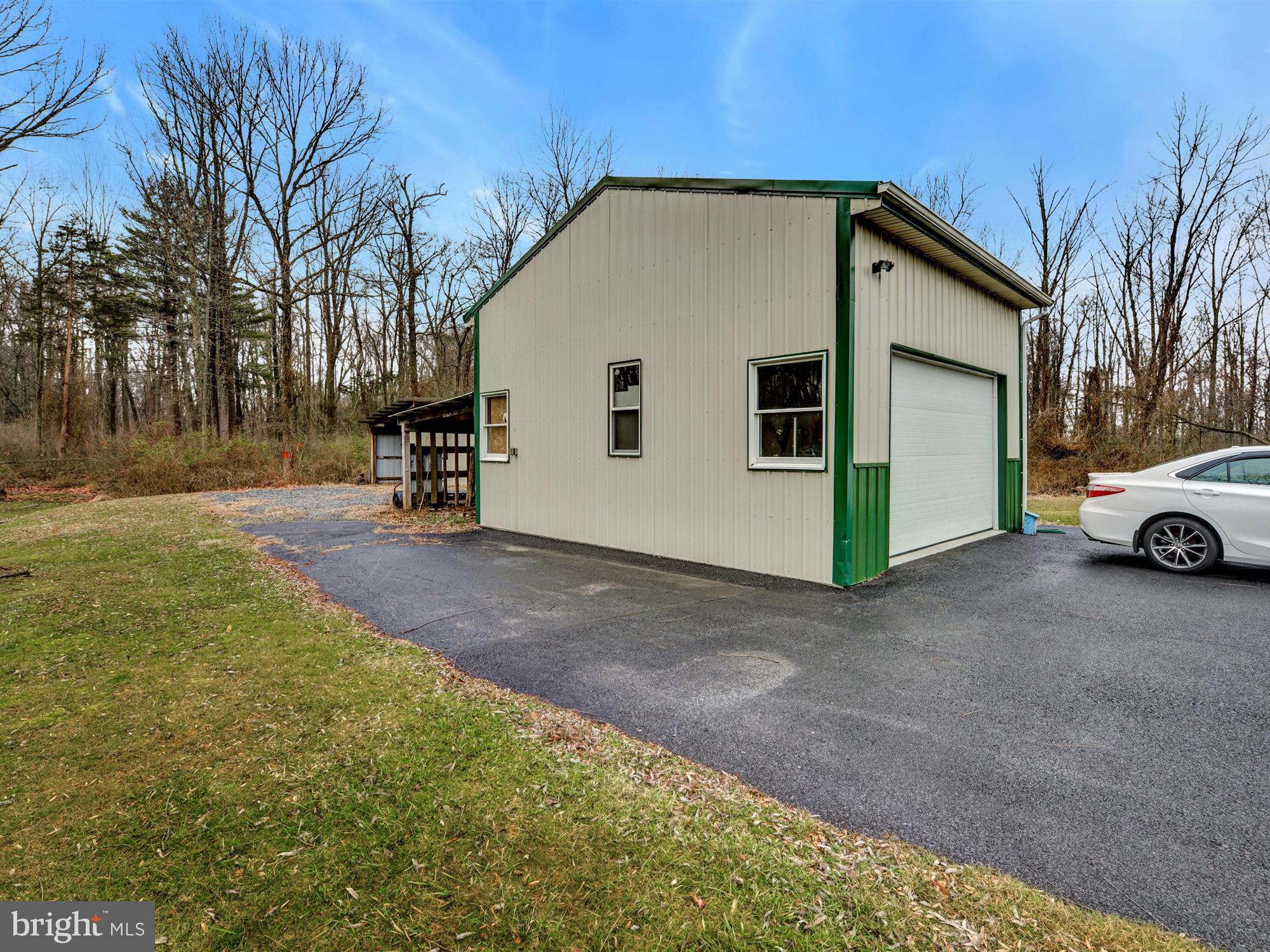 ELIZABETHTOWN - Residential