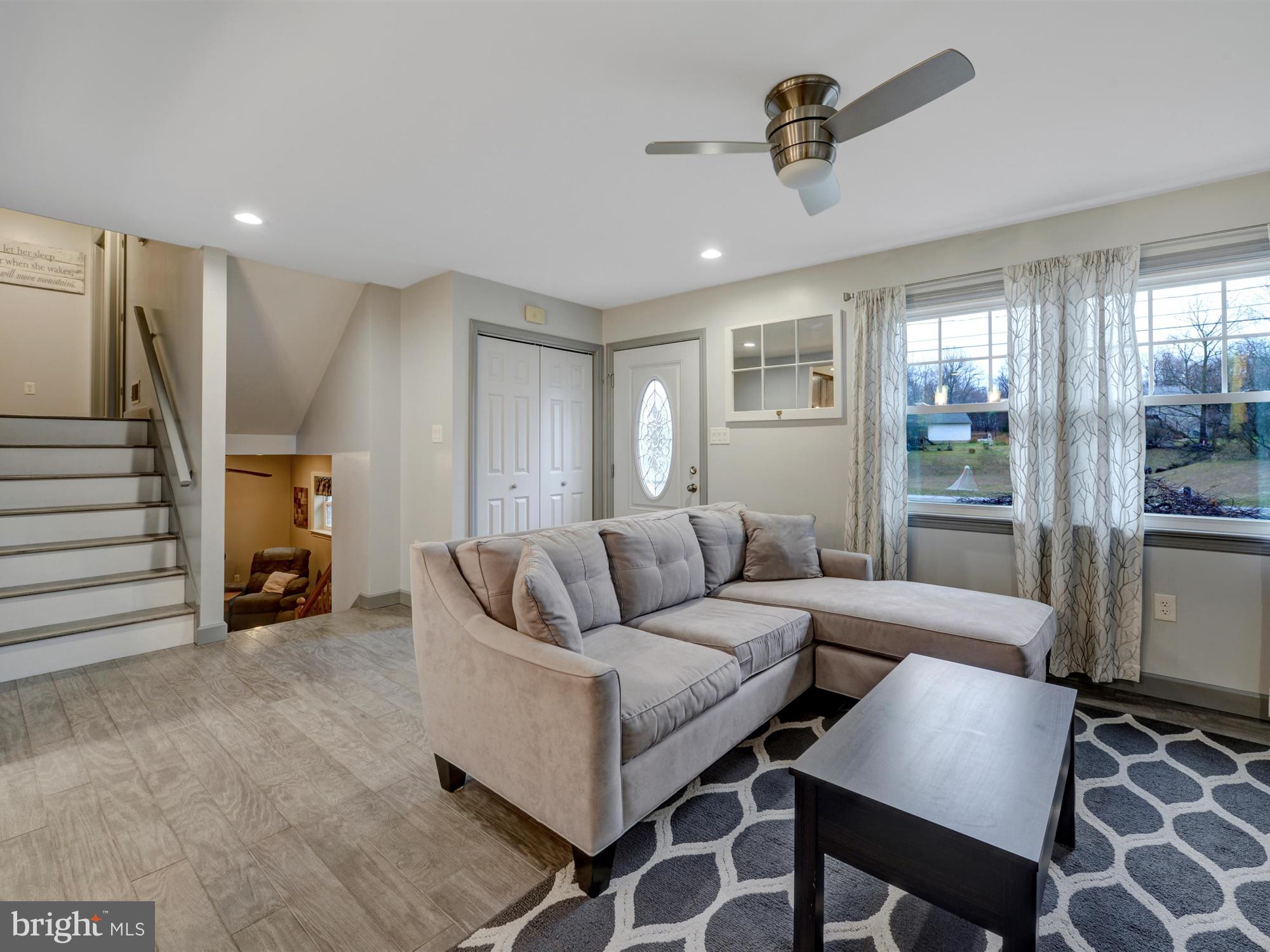 ELIZABETHTOWN - Residential