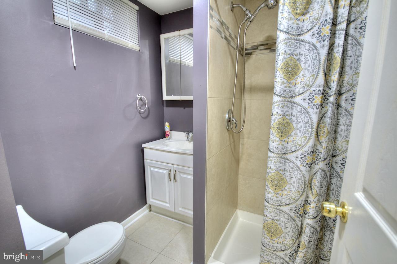 FERN ROCK - Residential