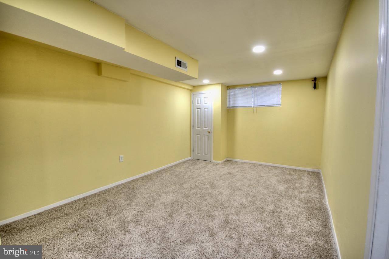 FERN ROCK - Residential