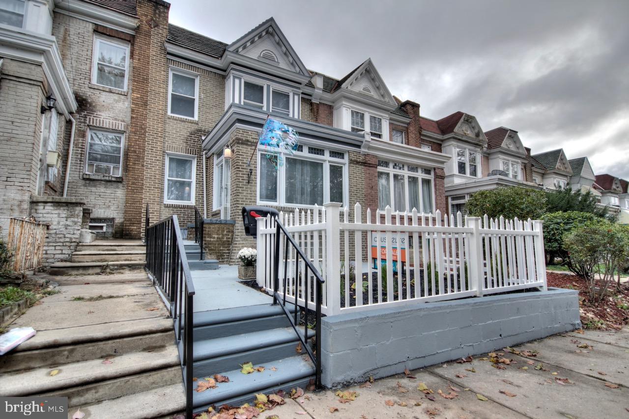 FERN ROCK - Residential