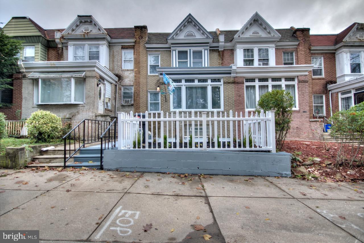 FERN ROCK - Residential