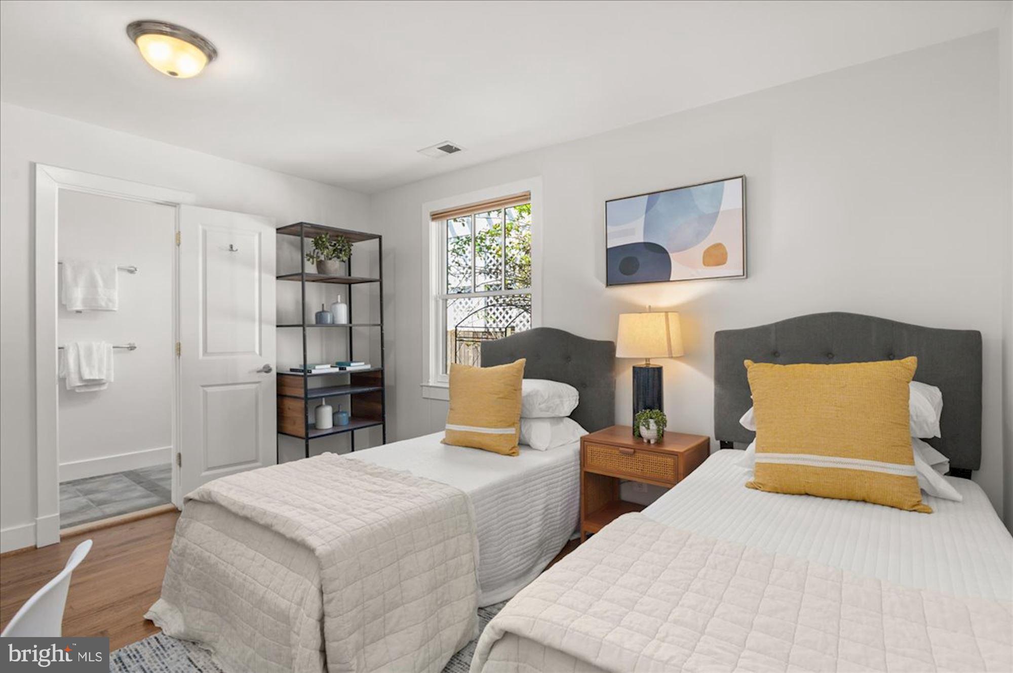 COLUMBIA FOREST - Residential