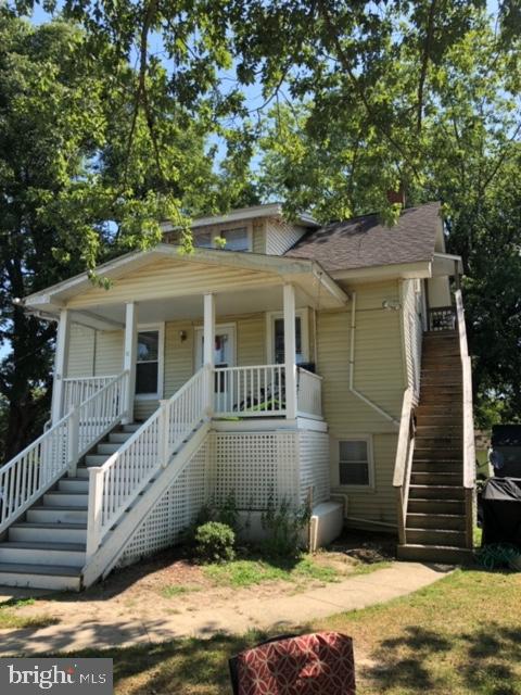 EASTON - Residential Income