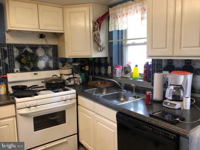 EASTON - Residential Income